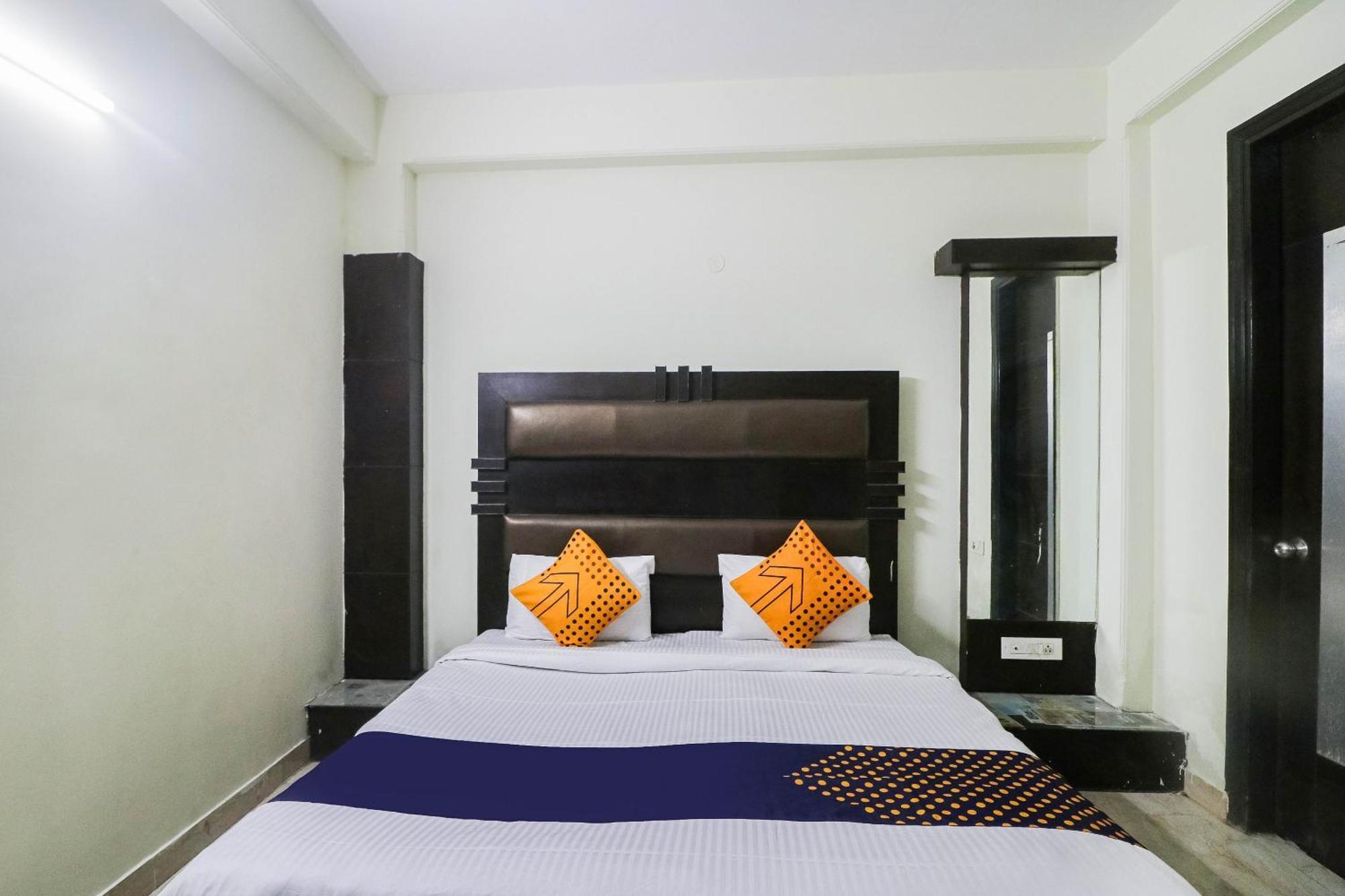 Spot On Hotel Grace Near Star Mall Gurgaon Ngoại thất bức ảnh